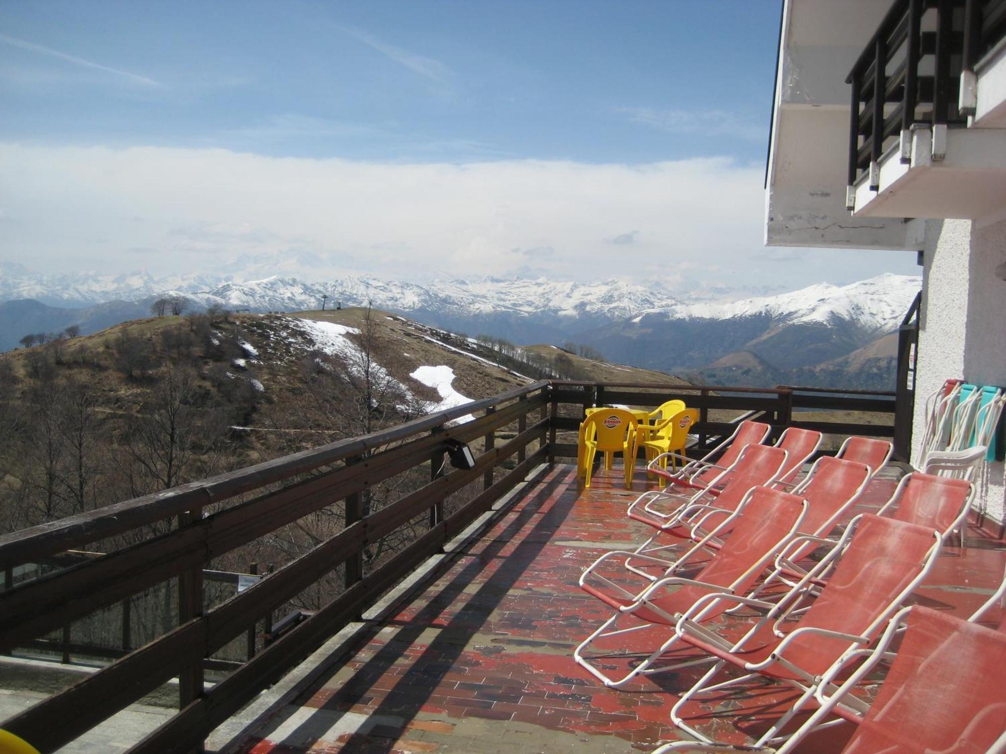 Albergo Casa Della Neve Stresa Exteriör bild