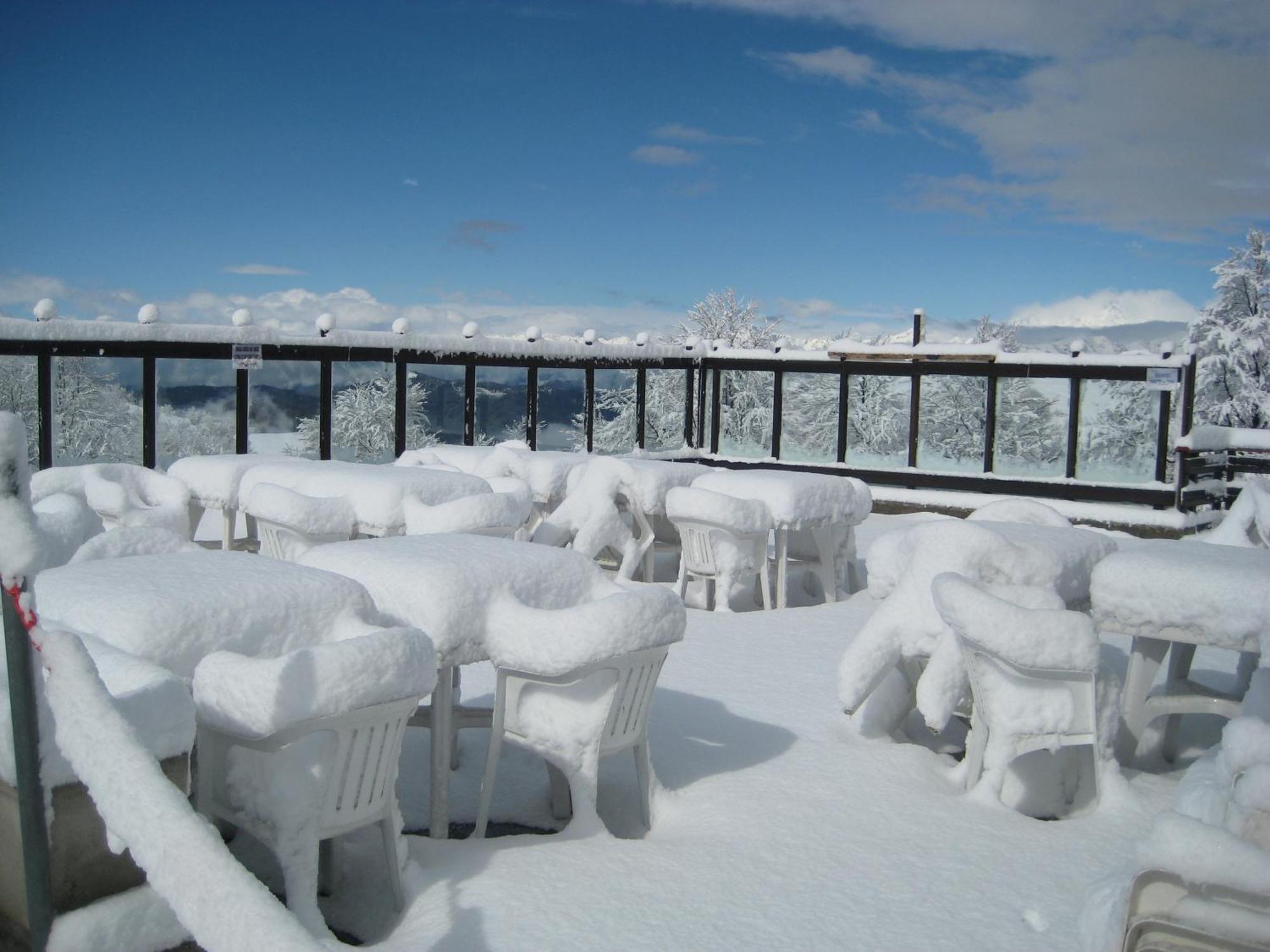 Albergo Casa Della Neve Stresa Exteriör bild