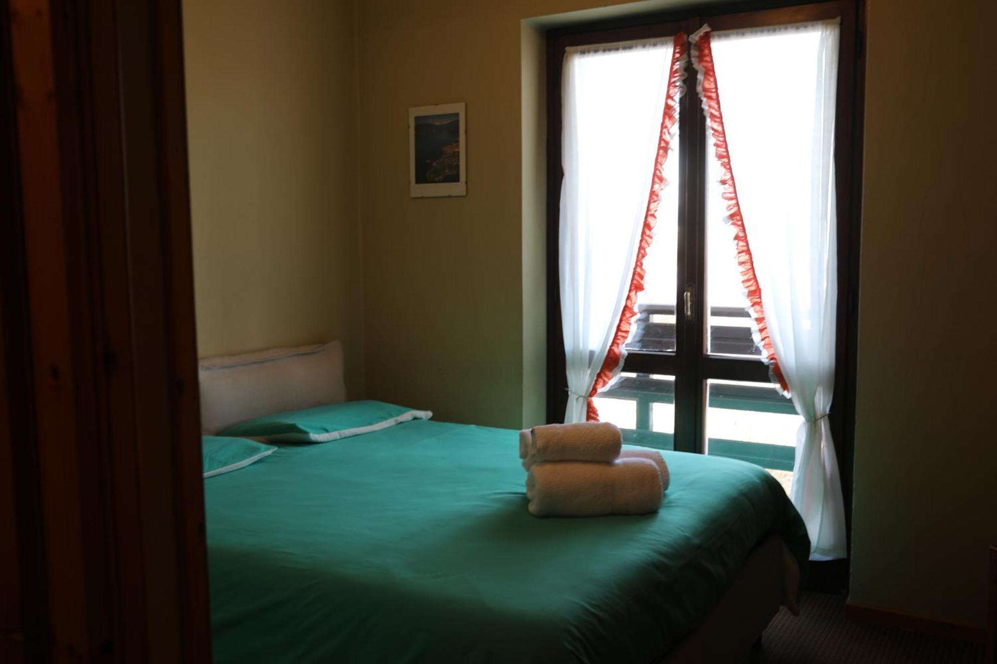 Albergo Casa Della Neve Stresa Exteriör bild