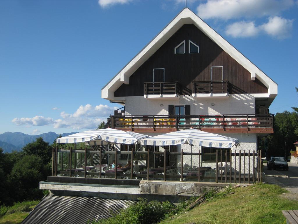 Albergo Casa Della Neve Stresa Exteriör bild